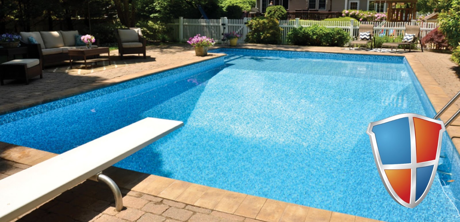 Protecting your pool with a Loop-Loc liner